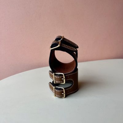 Bracelet manchette en cuir grain naturel